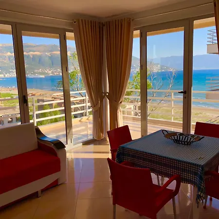 Vlore Apartment Appartamento *